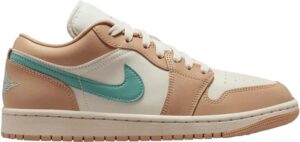 Calzado Nike Air Jordan 1 Low DC0774 130 - Femenino